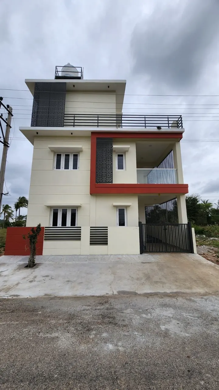 Front elevation of Villa 1, a three-level independent villa in Mysore