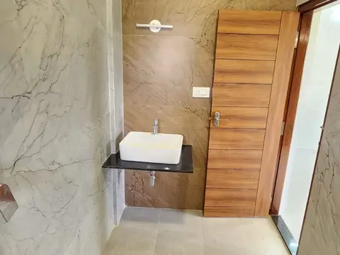 Attached bathroom with counter-top wash basin, Villa 1